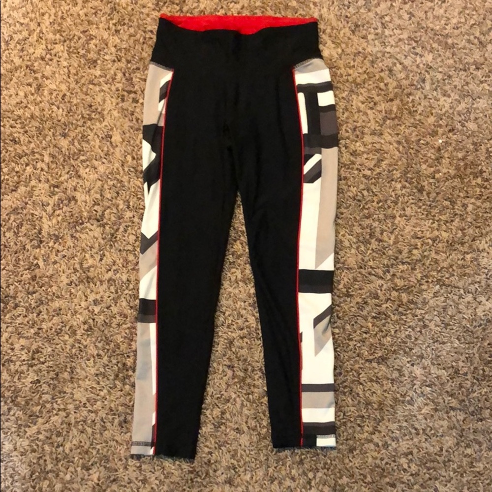 Xersion black, white, red leggings